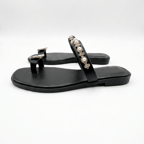Sparkling Butterfly & Pearl Embellished Toe-Ring Flat Sandals